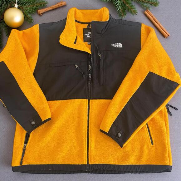 $200 The North Face Retro Denali Jacket SUMMIT GOLD NF0A88XH Men’s Size XXL - Picture 2 of 8